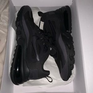 Women’s air max 270